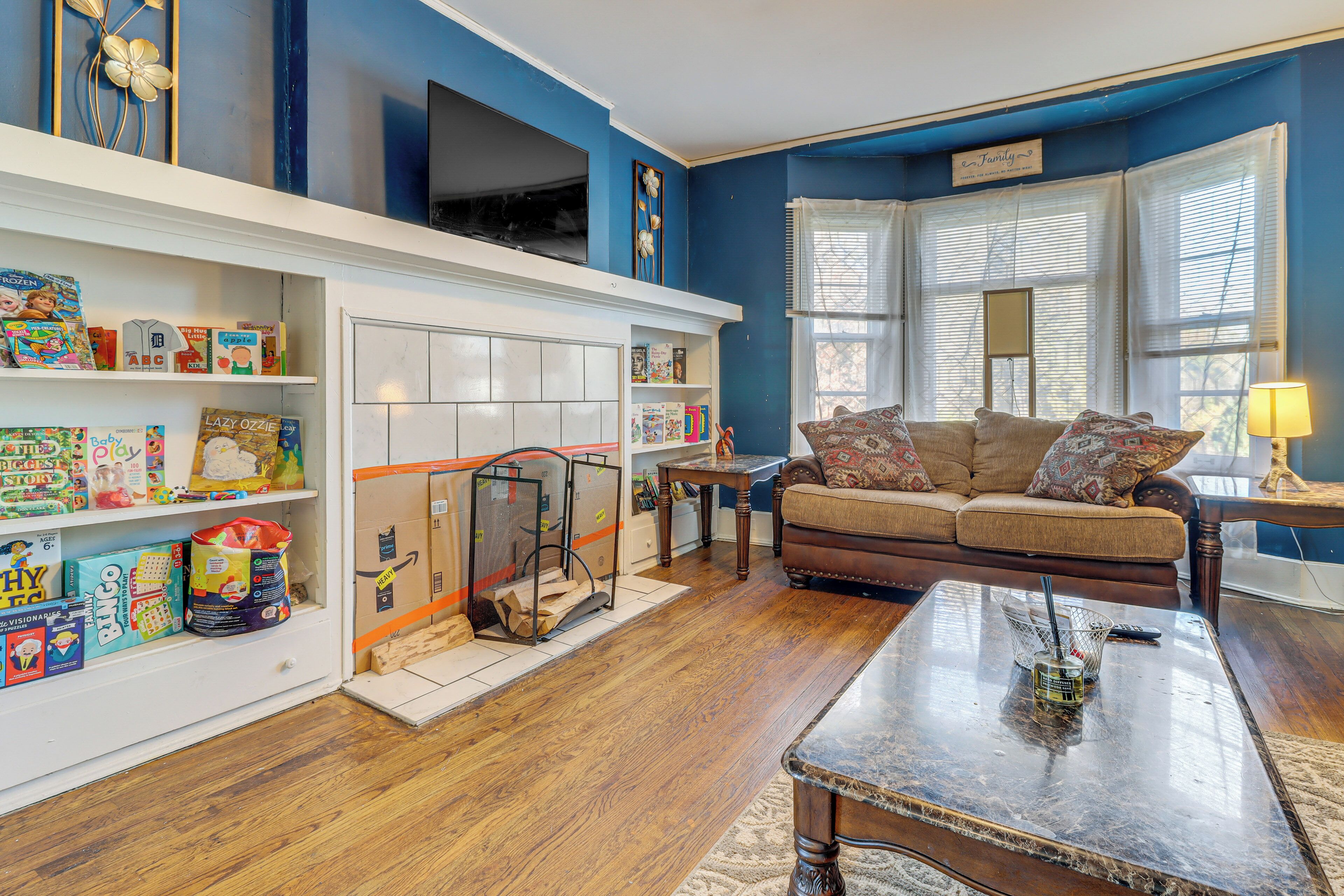 House (2 Bedrooms) | Interior