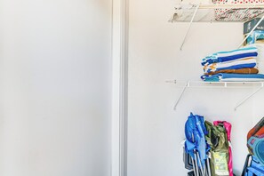 شقة (0 Bedroom) | المنشأة من الداخل