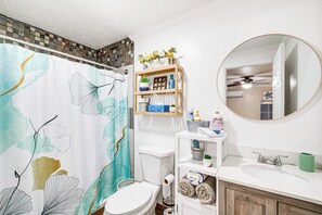 Apartment (0 Bedroom) | Interior