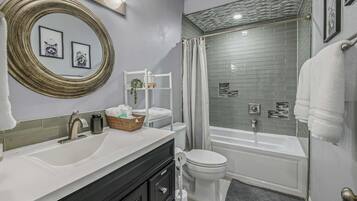 Rumah (2 Bedrooms) | Interior