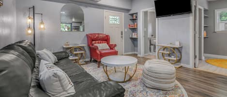 House (2 Bedrooms) | Front of property