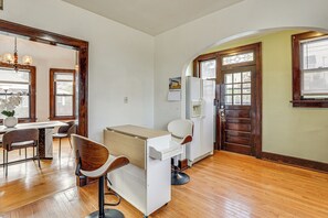 Talo (4 Bedrooms) | Sisätilat