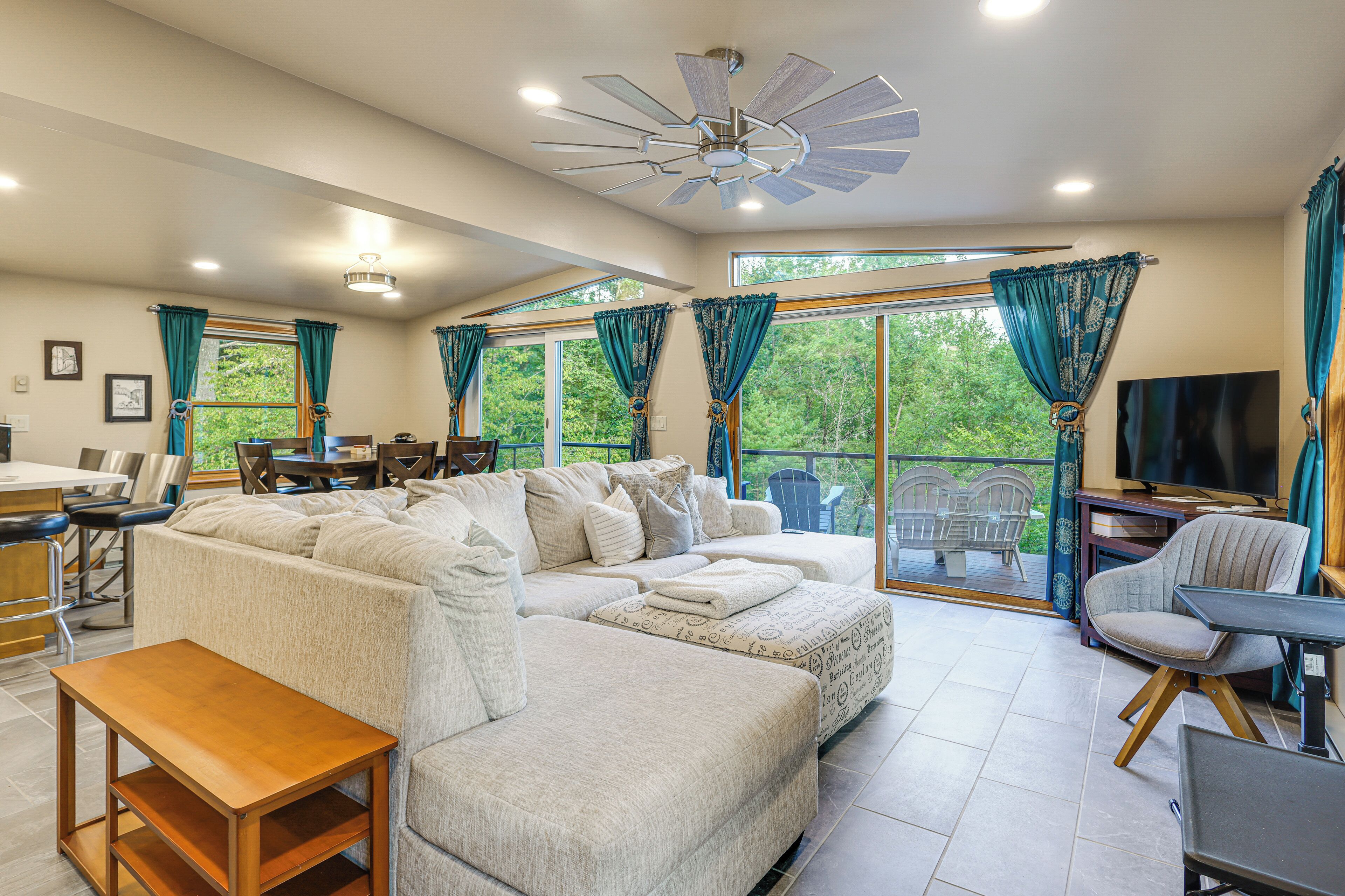 House (3 Bedrooms) | Front of property