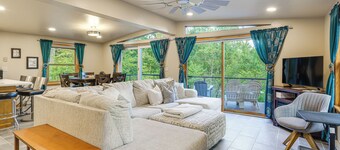 9 Mi to Hickory Ski Center: Wooded Warrensburg Gem