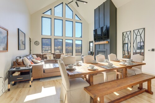 3 Mi to Holiday Valley: Mtn-view Home w/ Hot Tub