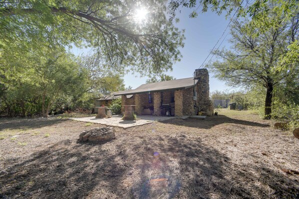Interior - 6 Mi to Laughlin Afb: Cozy Studio w/ Private Yard (Del Rio)