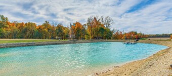 Outdoor Oasis w/ Fire Pit & Dock: Galion Log Cabin