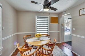 House (2 Bedrooms) | Interior - Cozy Home 4 Mi to YSU Campus: Penguins Welcome! (Youngstown)