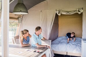 3 habitaciones, wifi gratis y ropa de cama 