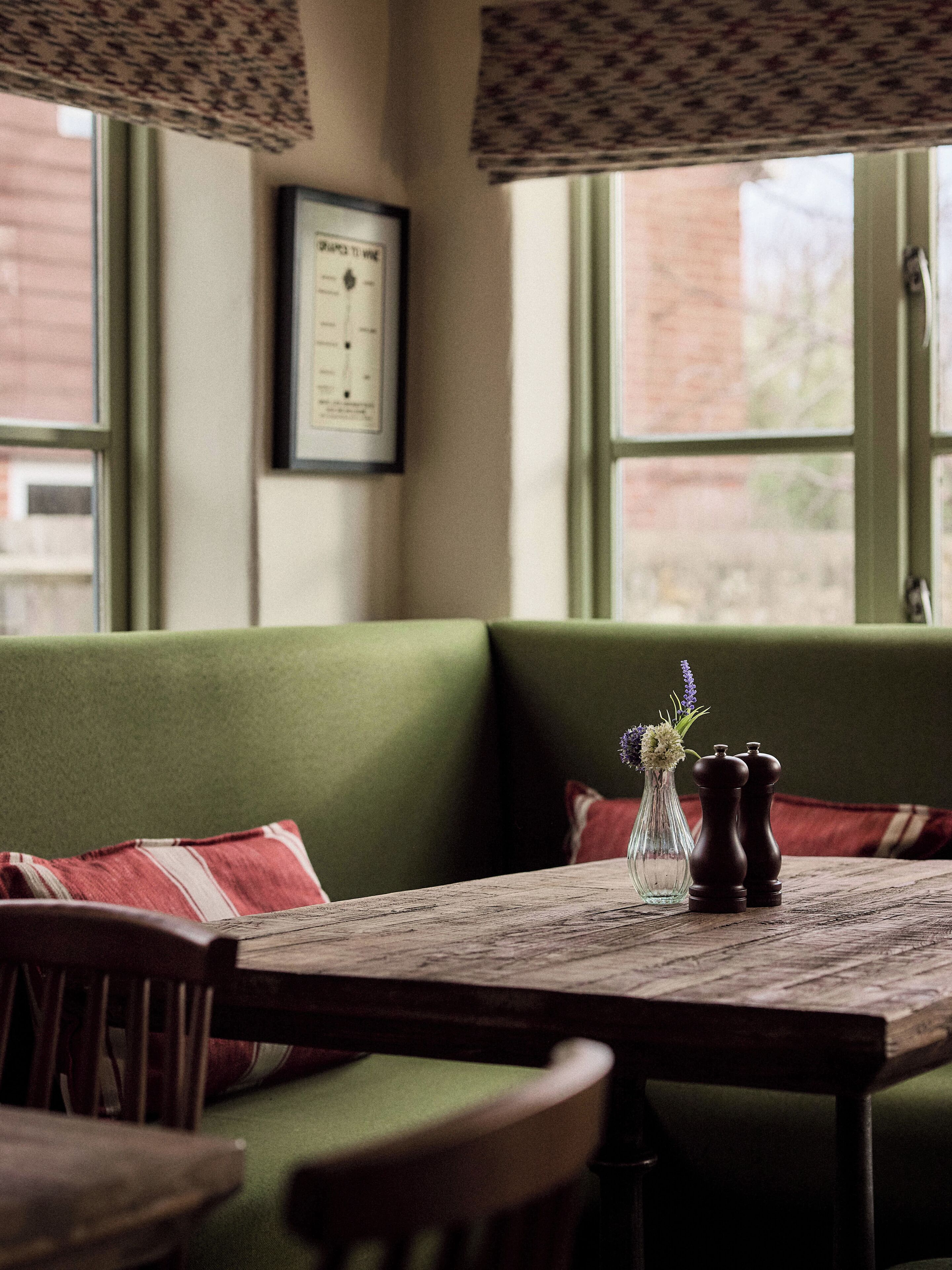 Breakfast, lunch and dinner served