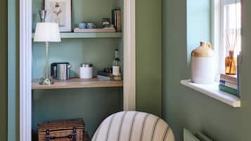 Iron/ironing board, free WiFi