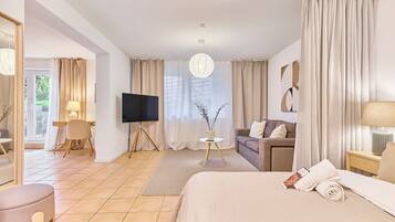 Bügeleisen/Bügelbrett, WLAN, Bettwäsche