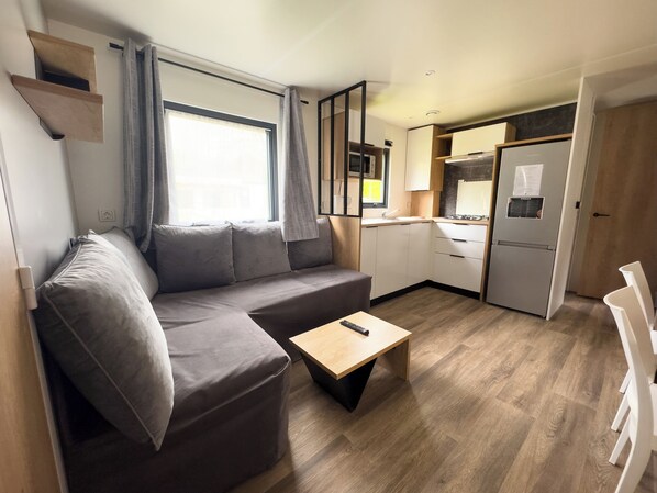 Casa de campo Premium, 4 habitaciones | Área de sala de estar