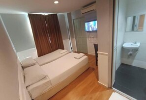 Standard Double Room | Free WiFi - Hotel De Angsana (Johor Bahru)