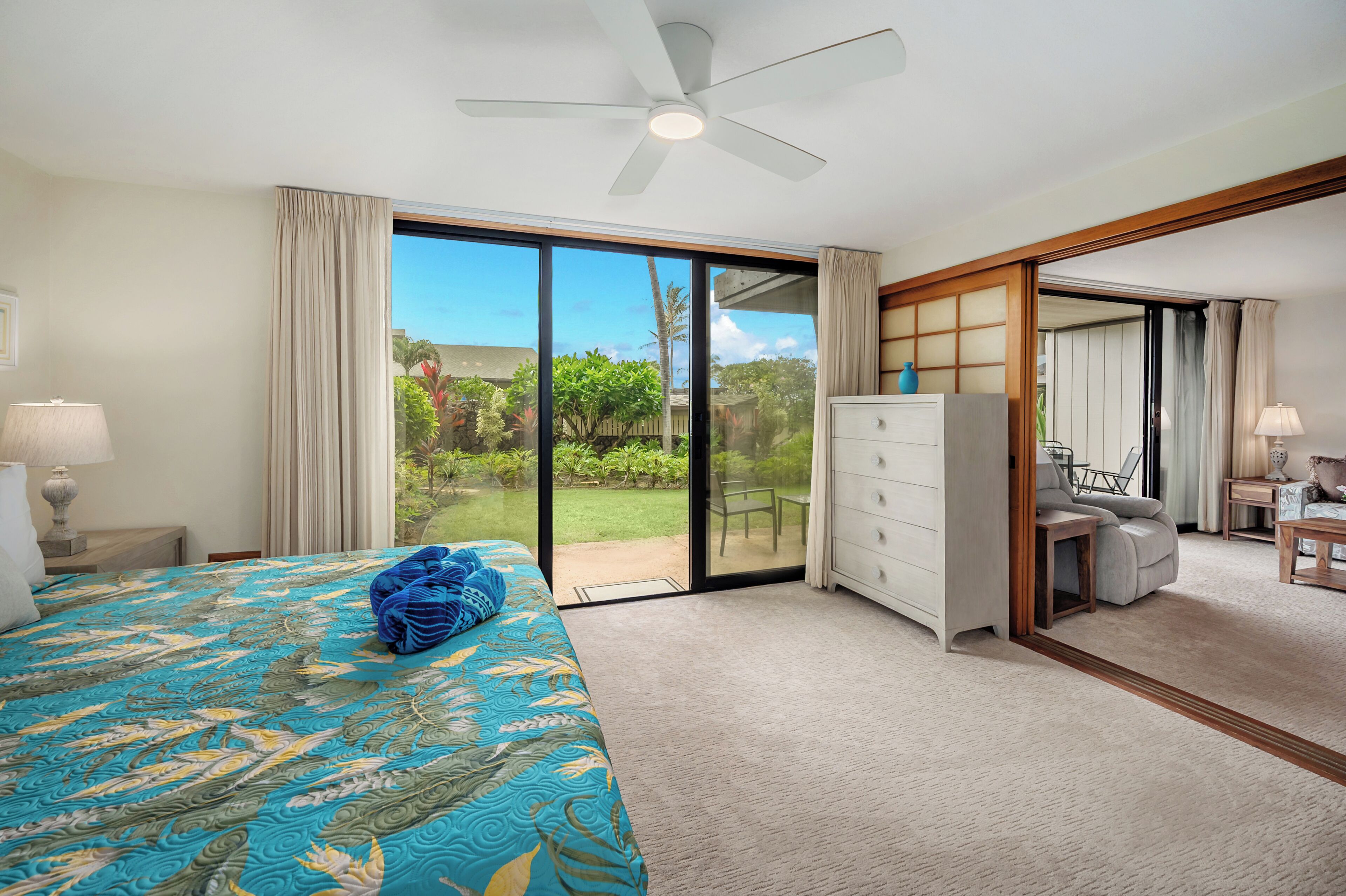 Iron/ironing board, travel cot, WiFi, bed sheets