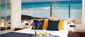 Luxury singular villa canelas