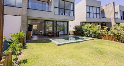 Beachfront Houses in a Condo, OKA Morada dos Milagres - Gres