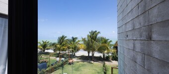 Beachfront Houses in a Condo, OKA Morada dos Milagres - Gres