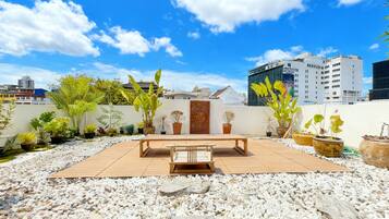 Luxury Double Room, Garden View | Desk, laptop workspace, blackout drapes, soundproofing