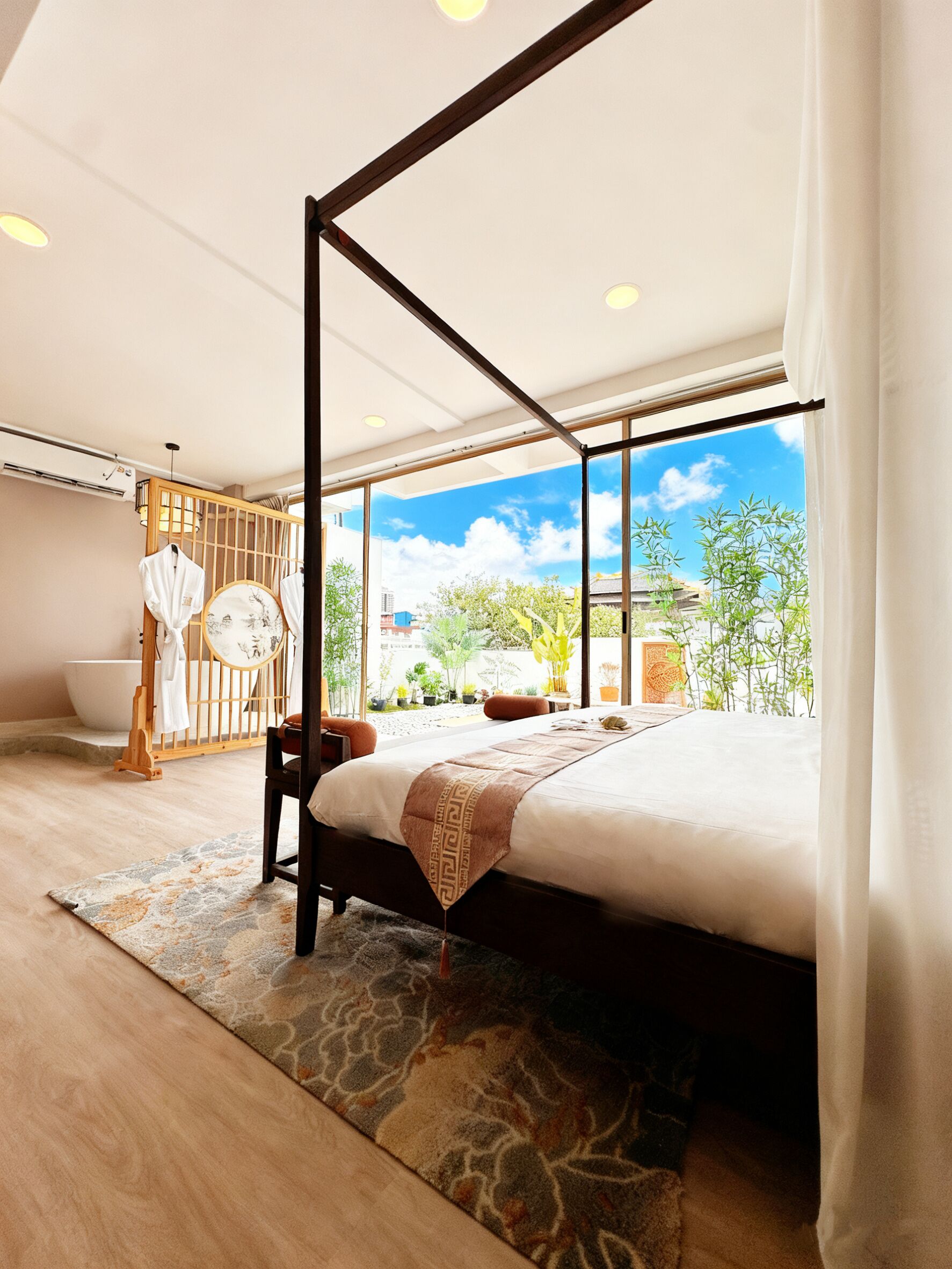 Luxury Double Room, Garden View | Desk, laptop workspace, blackout drapes, soundproofing