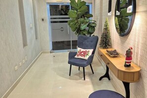 Lobby - Dona Antonia Terrace near Carrefour (Santo Domingo)