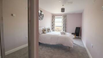 2 bedrooms, individually decorated, individually furnished, free WiFi