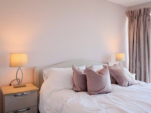 2 slaapkamers, individueel gedecoreerd, individueel gemeubileerd