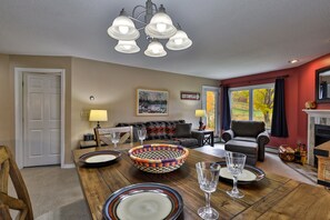 Kondominium, 3 kamar tidur | Area keluarga