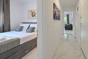 2 bedrooms, in-room safe, iron/ironing board, Internet - Two-bedroom apartment Break B for 7 (Novalja)