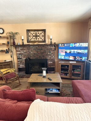House, 3 Bedrooms | Living area - Cyh0822 - Pinter Pines Retreat 3 Bedroom Home (South Lake Tahoe)