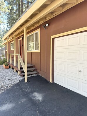 House, 3 Bedrooms | Exterior detail - Cyh0822 - Pinter Pines Retreat 3 Bedroom Home (South Lake Tahoe)