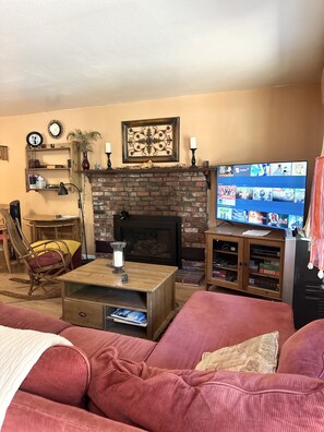 House, 3 Bedrooms | Living area - Cyh0822 - Pinter Pines Retreat 3 Bedroom Home (South Lake Tahoe)