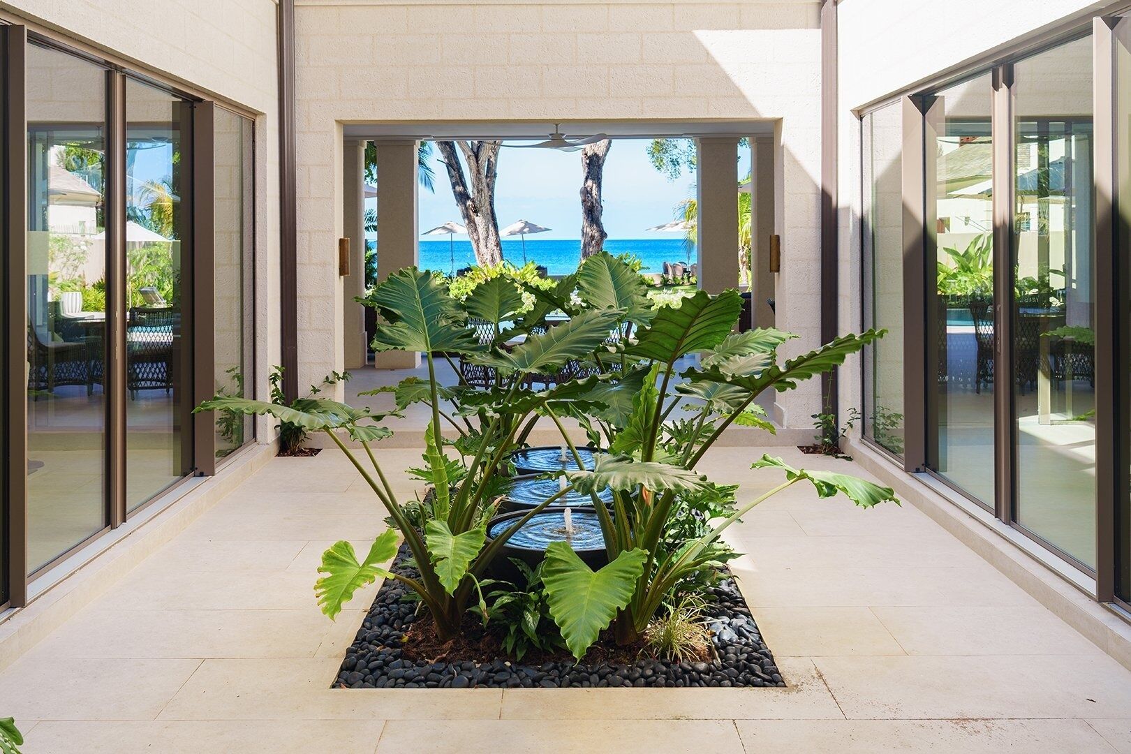 Villa, 5 Bedrooms | Interior