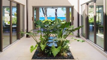 Villa, 5 Bedrooms | Interior