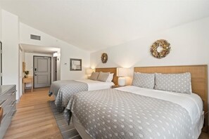 Villa, 1 Bedroom | 1 bedroom, free WiFi - Villa 3021 2 Queens No Kitchen 1 Bedroom Villa (Midway)