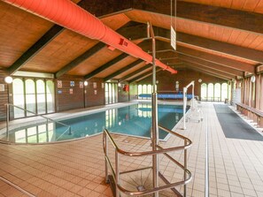 Indoor pool - Harcombe House Rooms - First Floor King (Newton Abbot)