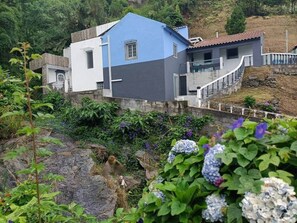 Exterior - House of Rising Sun (Remédios, Ponta Delgada)