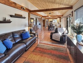 House, 3 Bedrooms | Living area | Smart TV