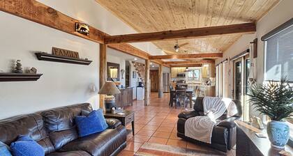 Whispering Deer Retreat 3 Bedroom Home