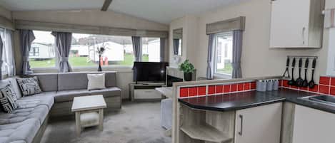 Cottage | Living area