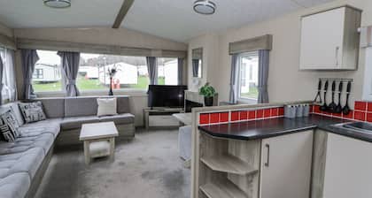Brynowen Holiday Park - 22432