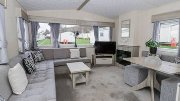 Cottage | Living area