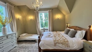 7 habitaciones, decoración personalizada y muebles diferentes