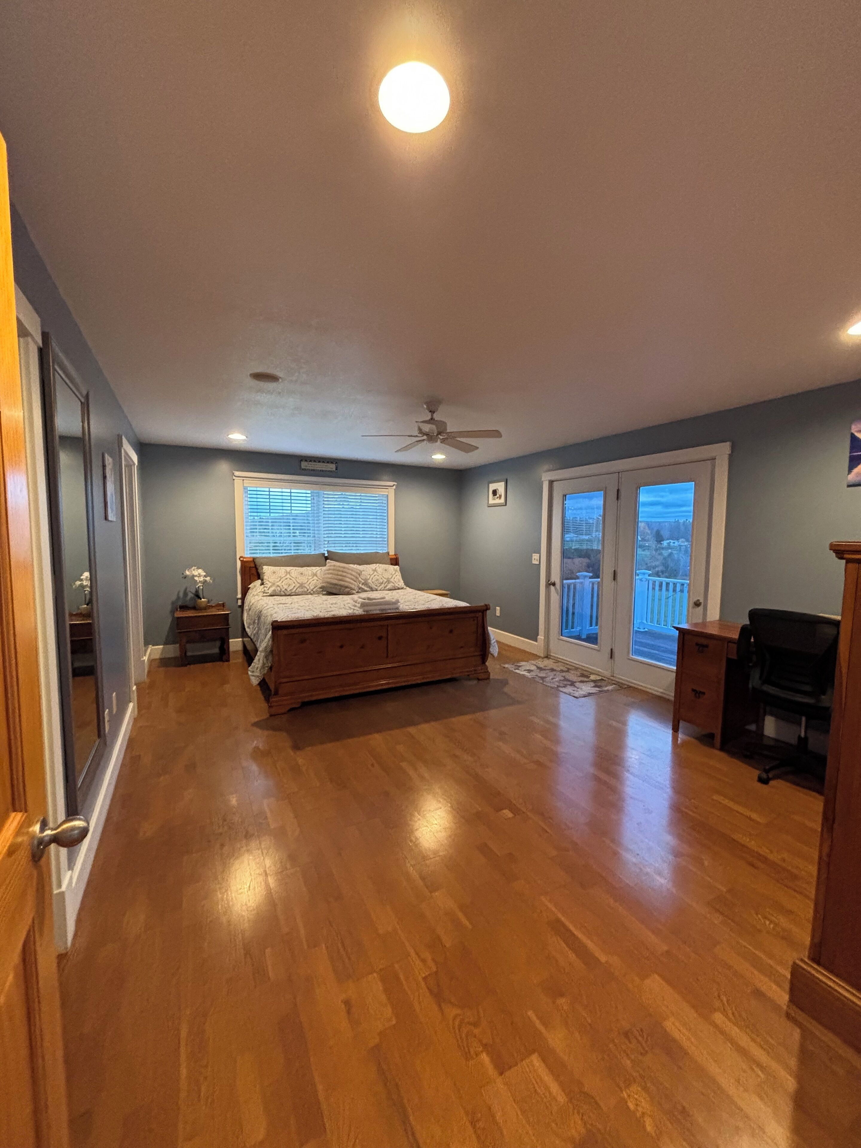 3 dormitoris, un bressol de viatge, wifi gratuïta i roba de llit 