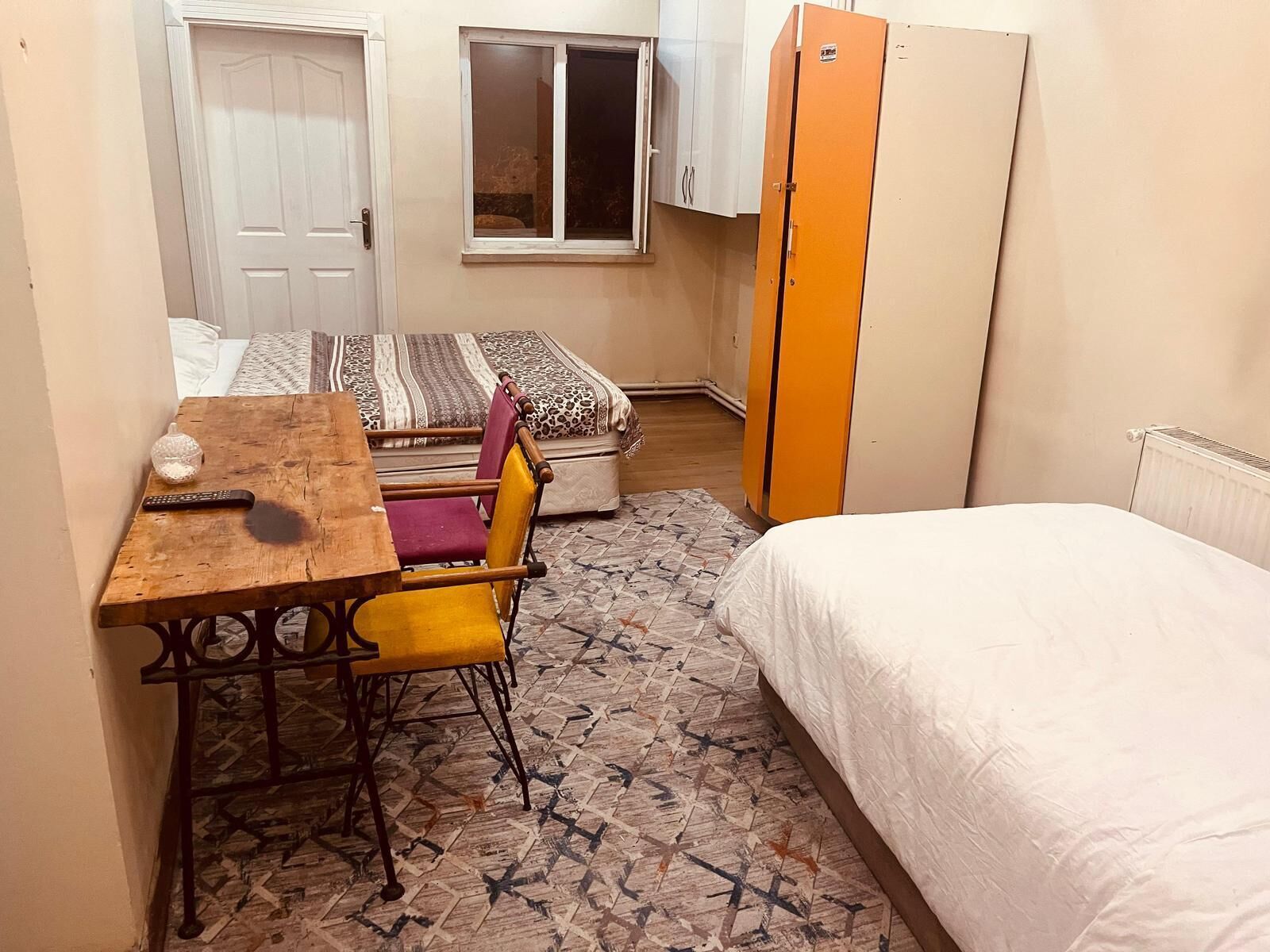 Espacio para trabajar con laptop 