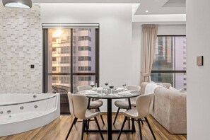 Dining - FIRST CLASS | 1BR | Luxury Gem Near JBR Beach (JBR)