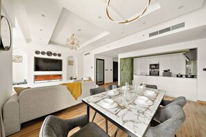 Dining - FIRST CLASS |2BR| Trendy Retreat | Near JBR Beach (JBR)