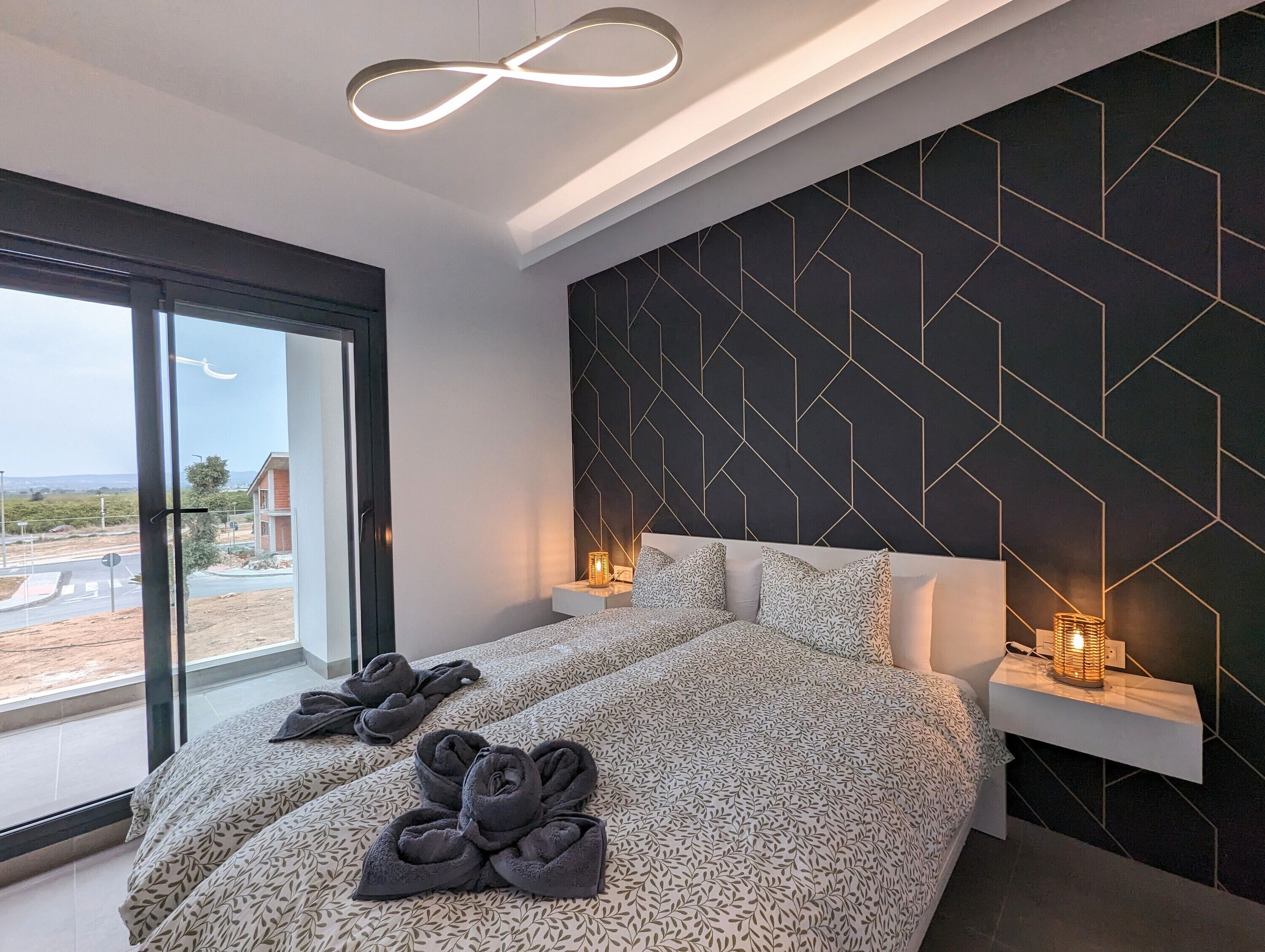 3 dormitorios, tabla de planchar con plancha, wifi y ropa de cama