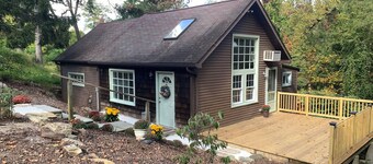 Charming cottage on historic estate