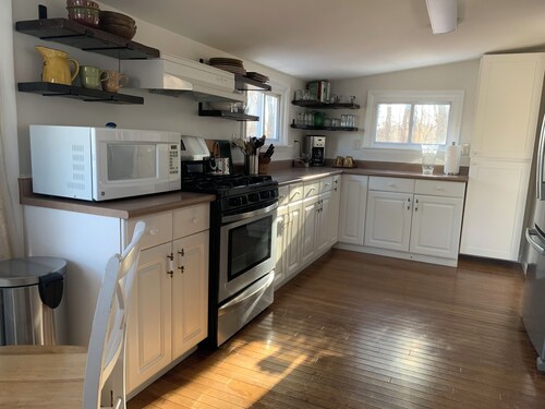 Charming cottage on historic estate